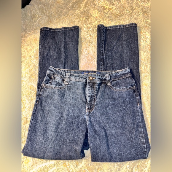 Gloria Vanderbilt Perfect Fit Straight Jeans Women's Size‎ 10 - Picture 1 of 4